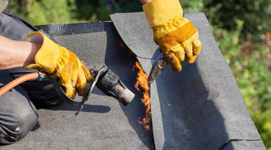Professional Emergency Roof Repairs in Takotna, AK